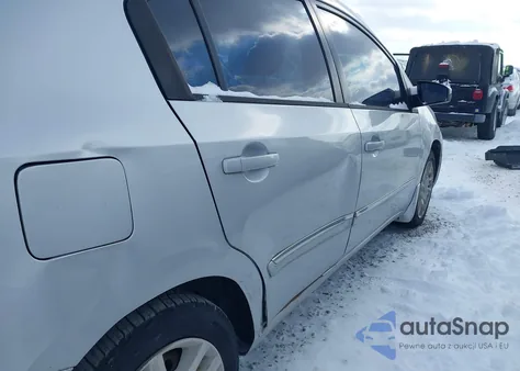 2011 Nissan Sentra 2.0S z USA, uszkodzony, nr VIN 3N1AB6AP4BL615060
